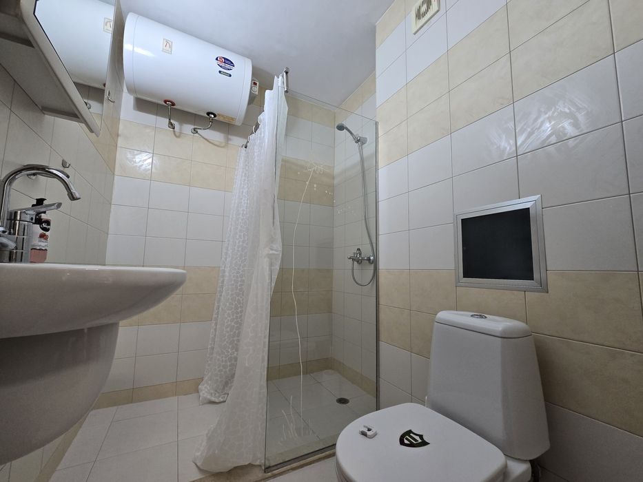 Дава се под наем Двустаен апартамент в Бургас, Сарафово - 68 кв.м за 382.5 € - Снимка #6