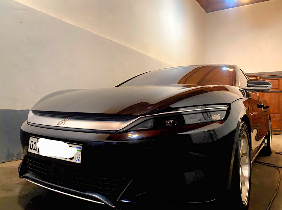 Продаётся BYD Han full 3.9 сек. BYD Han full sotiladi, holati zo'r.