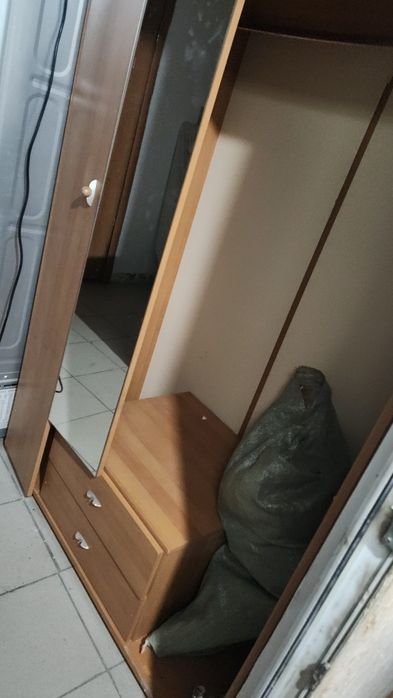 Продам шкафы б/у