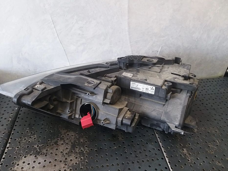 Far dreapta bixenon led audi q3 8u s line 8u0941004h