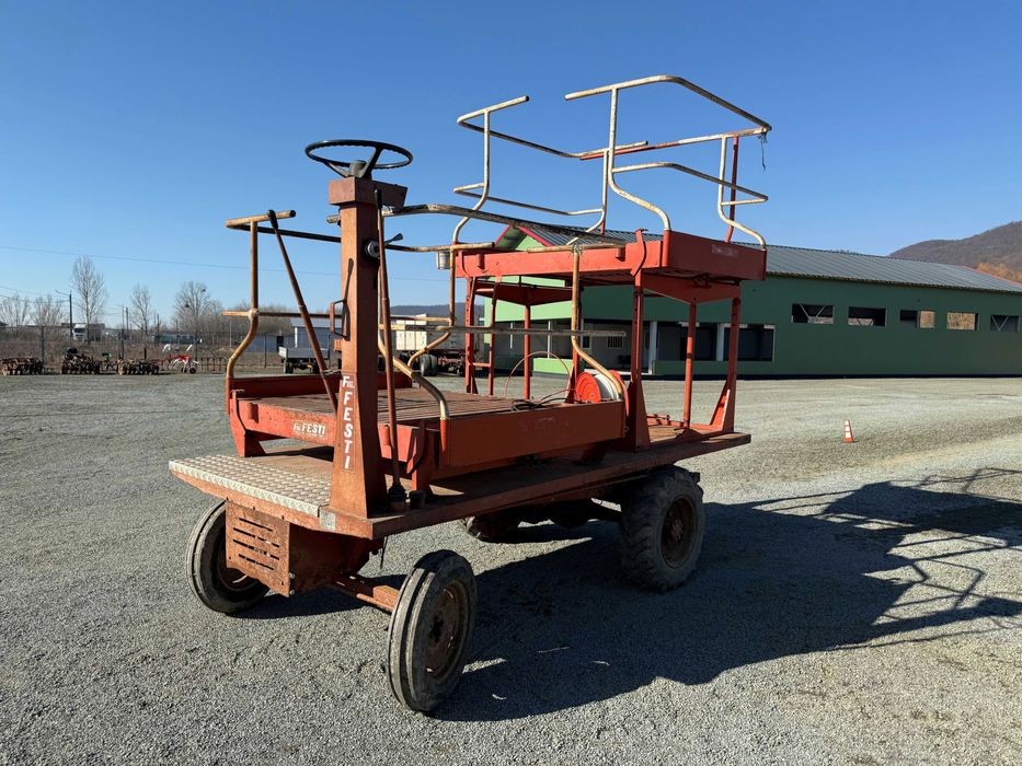 car pentru cules si curatat pomi, Agrotab Maramures