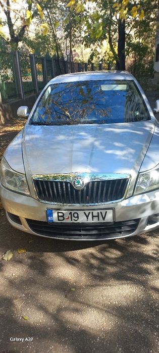 Vând Skoda Octavia II facelift