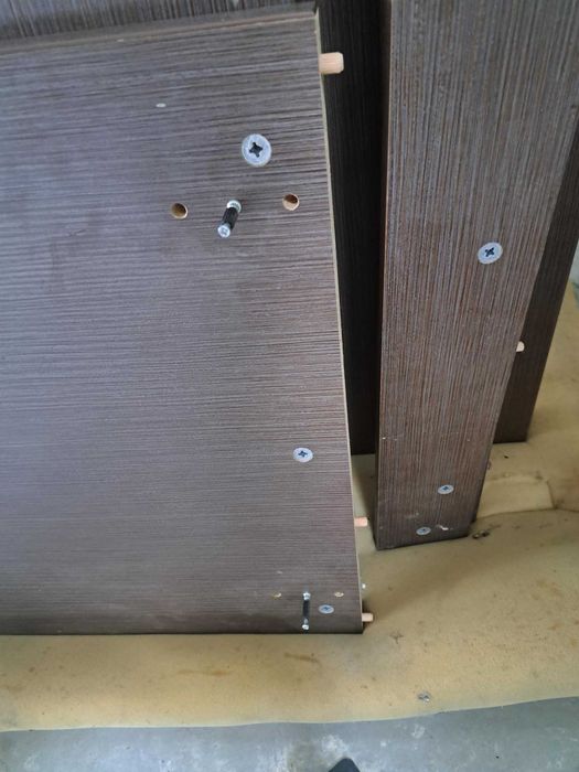 Холова маса ниска