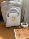 Geanta Louis Vuitton 2 cm / livr 1 zi
