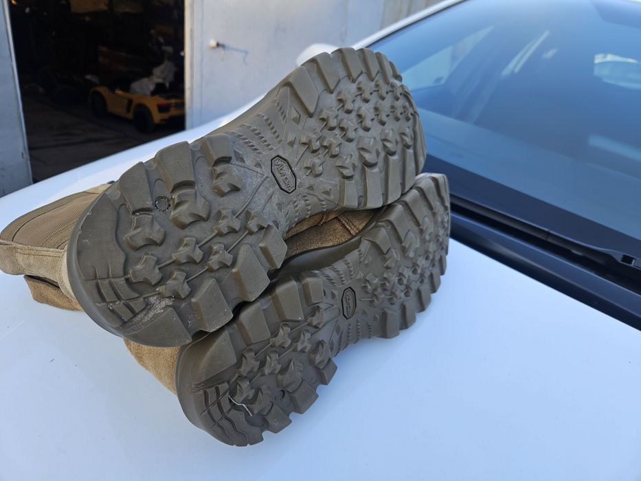 Bocanci iarna danner 46