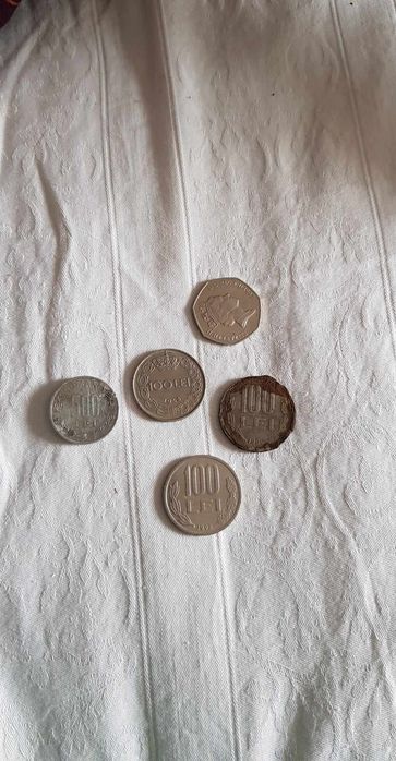 Pentu cei interesati detali an privat bani vechii