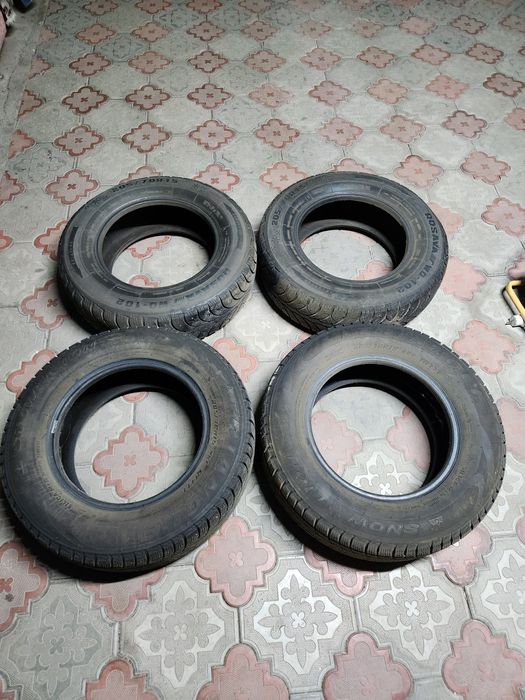Шины зимние 205 70 R15