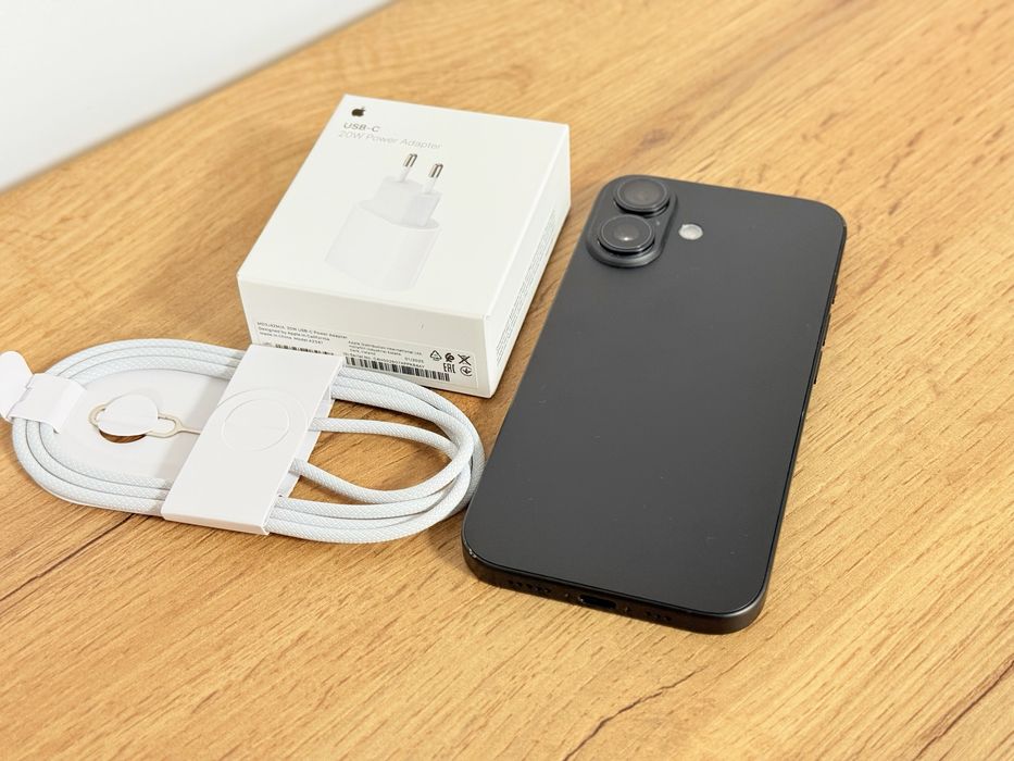 iPhone 16 256GB 88 зареждания!!!