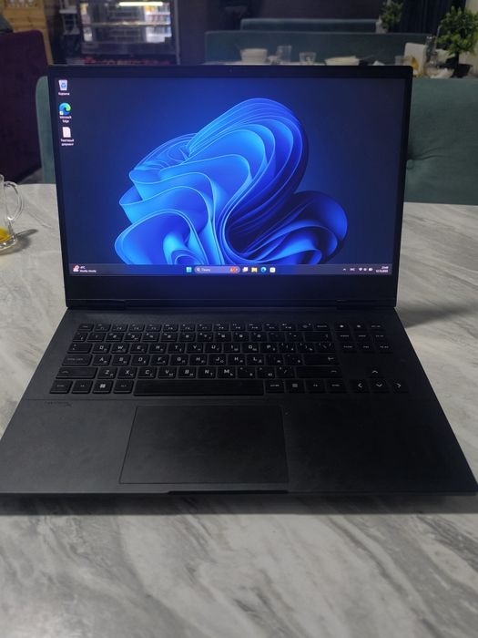 Игровой RTX 4050, i5-14500 HX ноутбук HP Omen