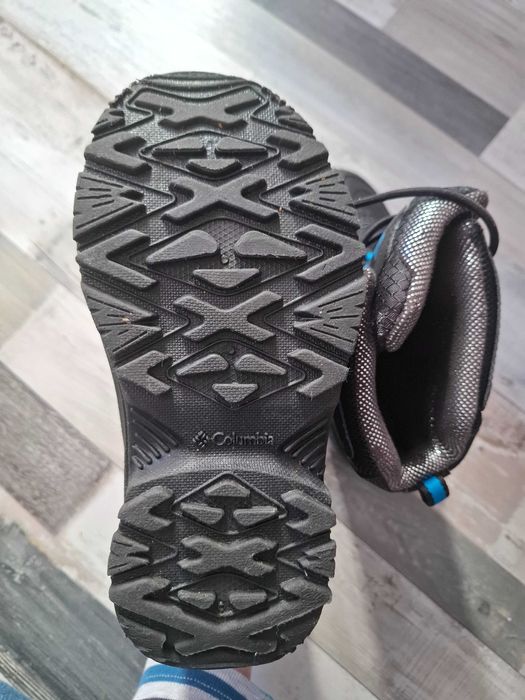 Ghete columbia  impermeabile baiat, nr 32, noi