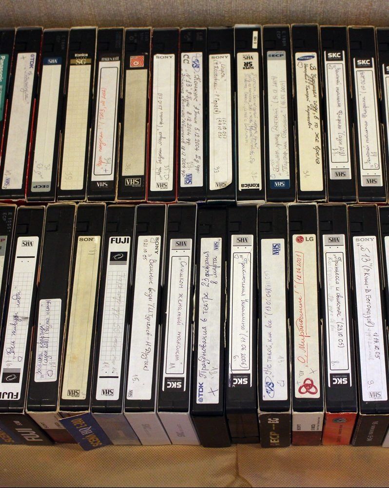 VHS kassetalarni   Hard, Fleshka, va Telefonizga ham yoziberiladi