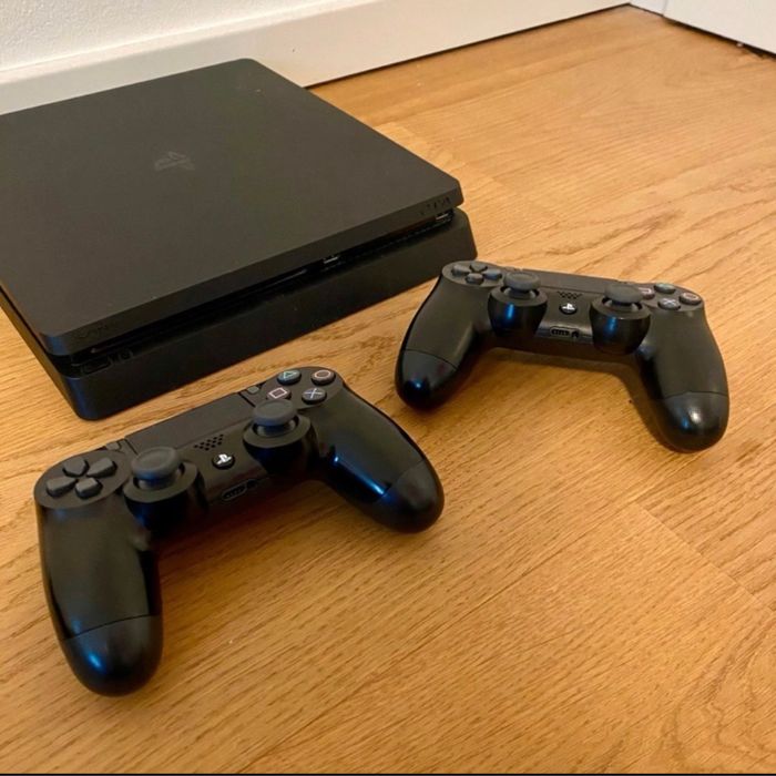Sony Playstation 4 Slim Гаранция 12м!