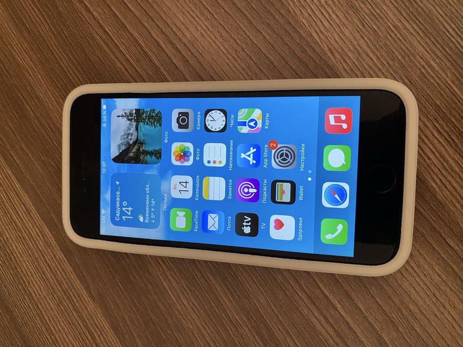 Айфон 8 64гб/72%
