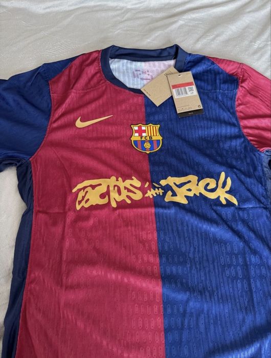 tricou barcelona travis scott