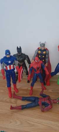 Super eroii capitan america, spider,batman,thor
