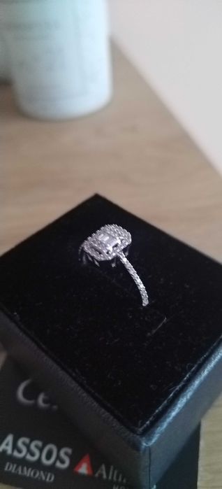 Диамантен пръстен 14к