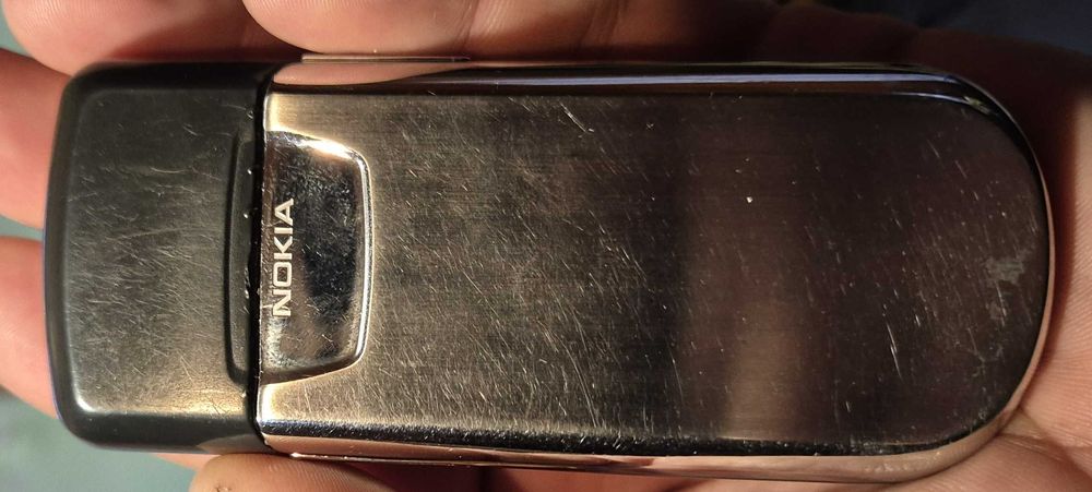 Nokia 8800 slider din oțel inoxidabil inclusiv 2 acumulatori