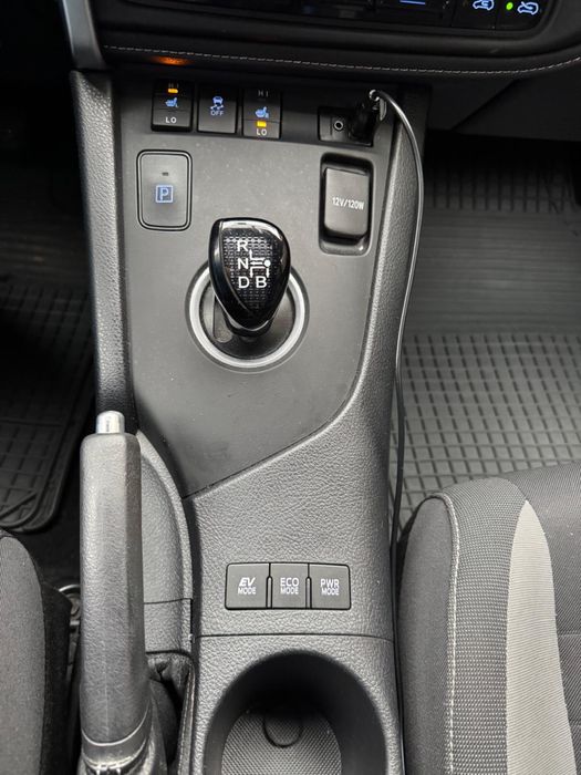Toyota Auris 2016