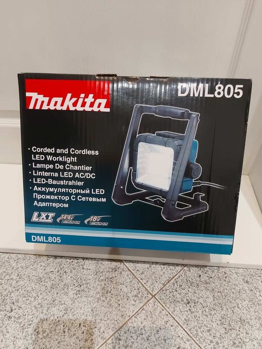 ПРОМОЦИЯ.Строителен LED фенер Makita DML805