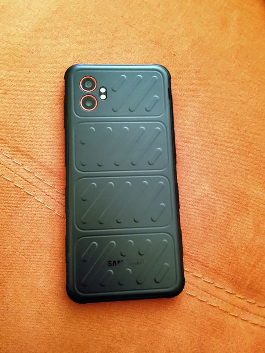 Samsung Xcover 7 Pro , закупен от А1. С 2 година гаранция. + Слот за к