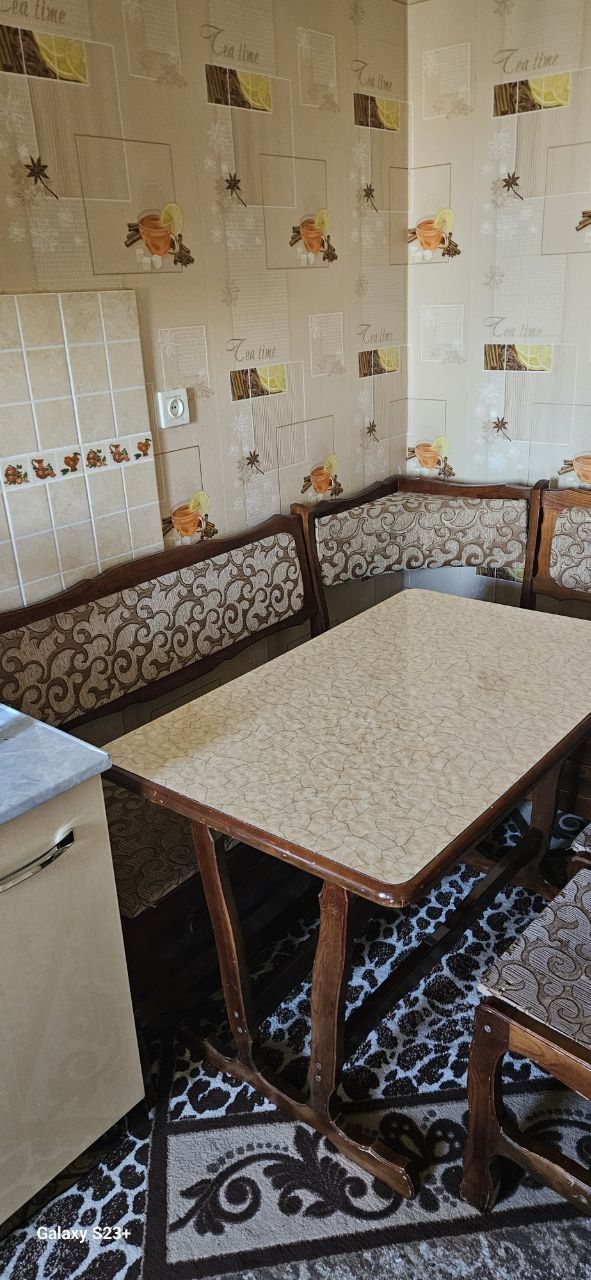 Кухни мебель  прадаеотса
