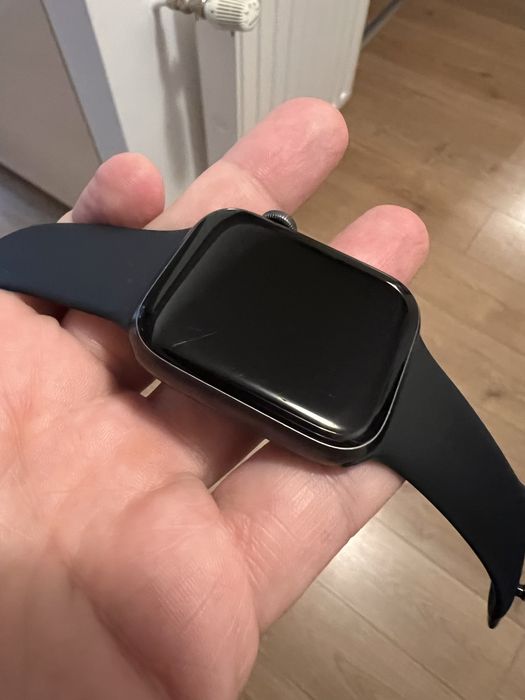 Apple watch SE (2nd generation)