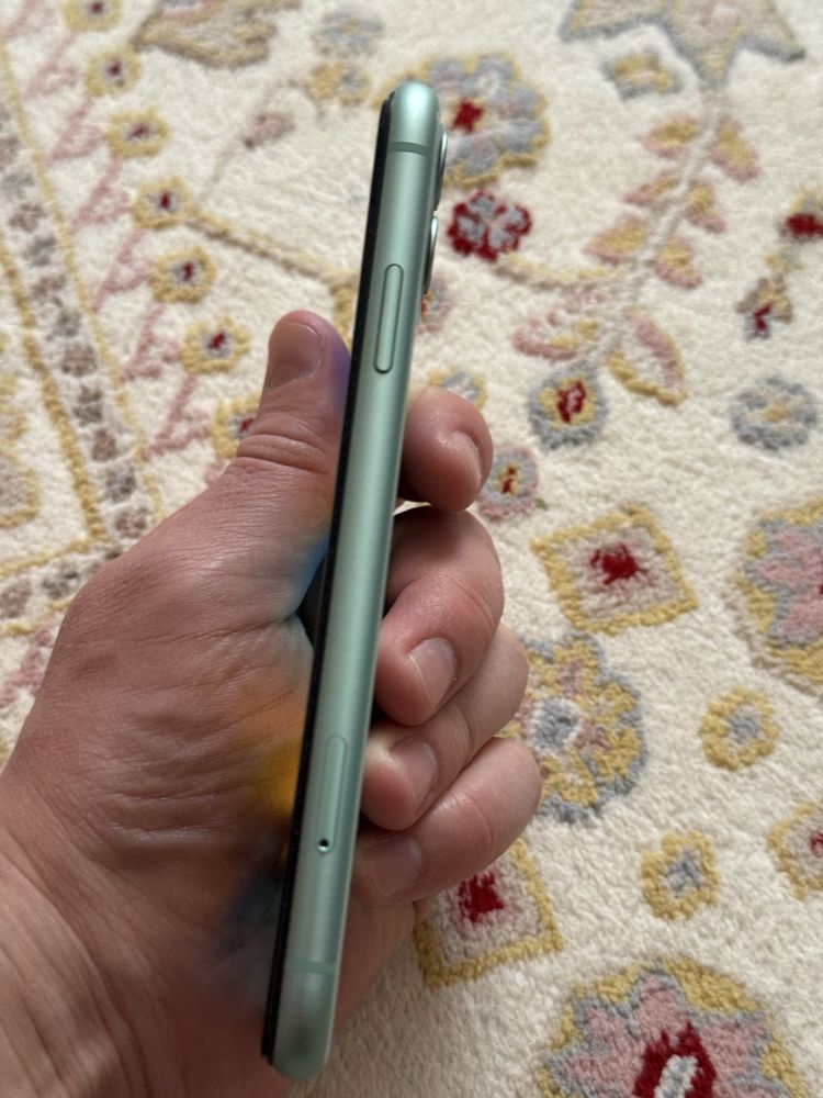 Продается iphone 11 128gb