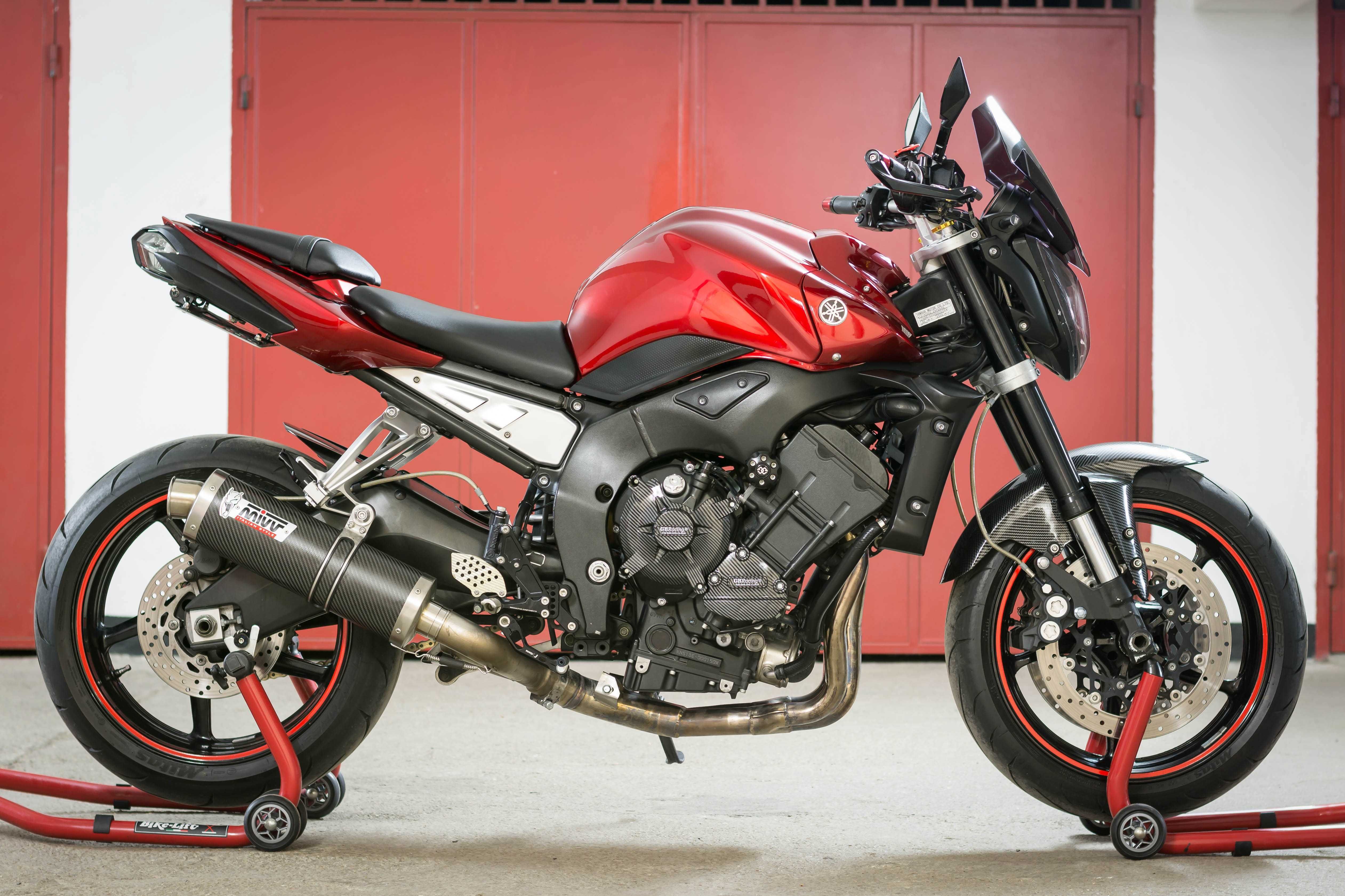 Yamaha FZ 1 Naked