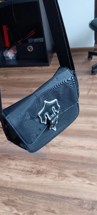 Чанта на trapstar