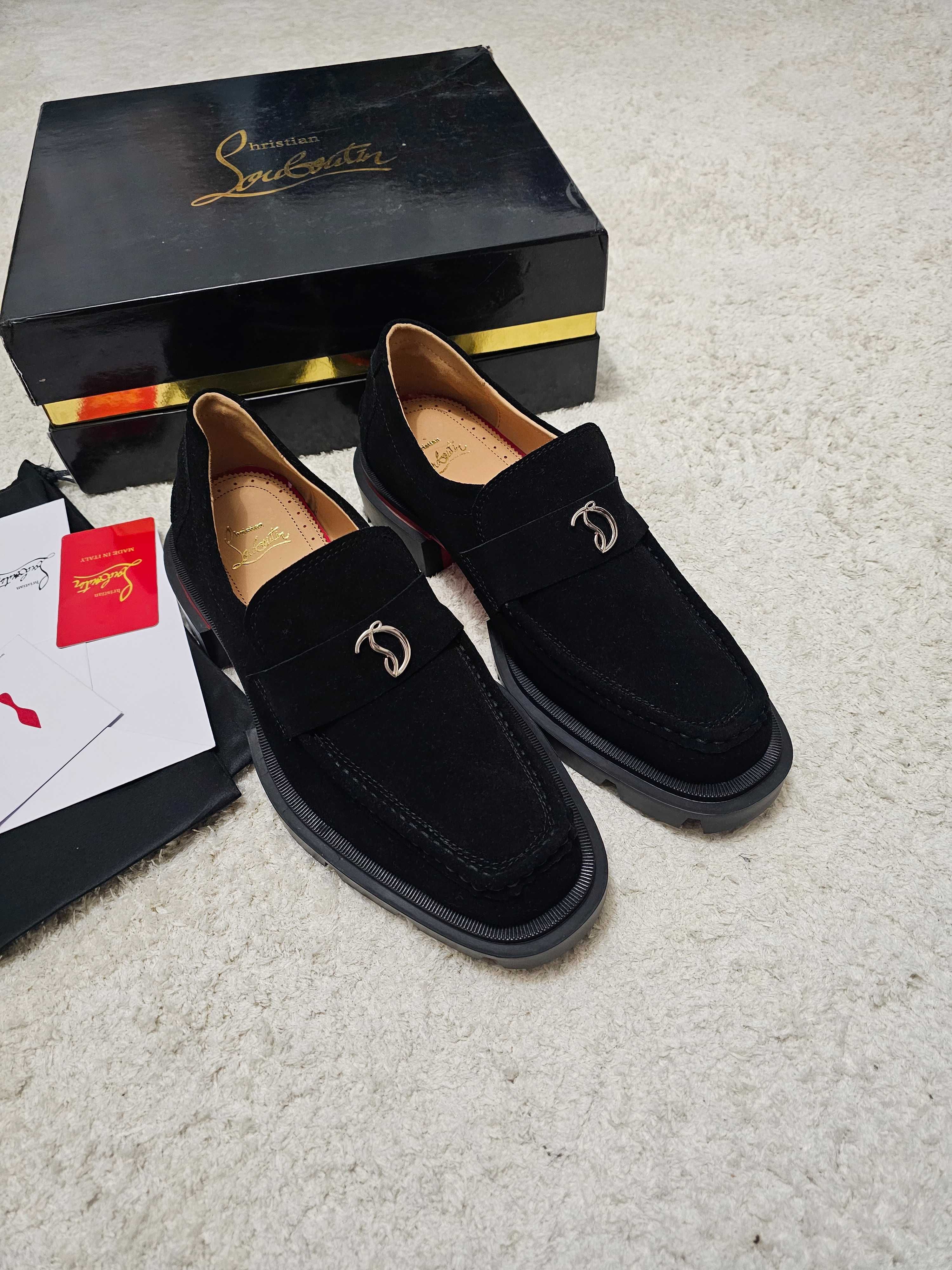 Pantofi Christian Loubutin, marimi 42,43, piele, loafer Premium