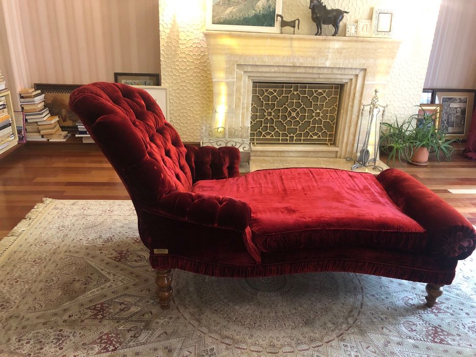 Мебель диван-канапе и столик