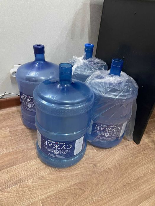 продам бутыль 19л 4шт