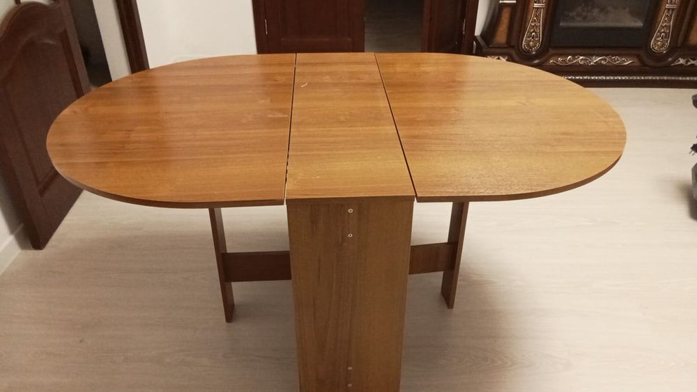 Диван комод сервант стол тумбочка б/у