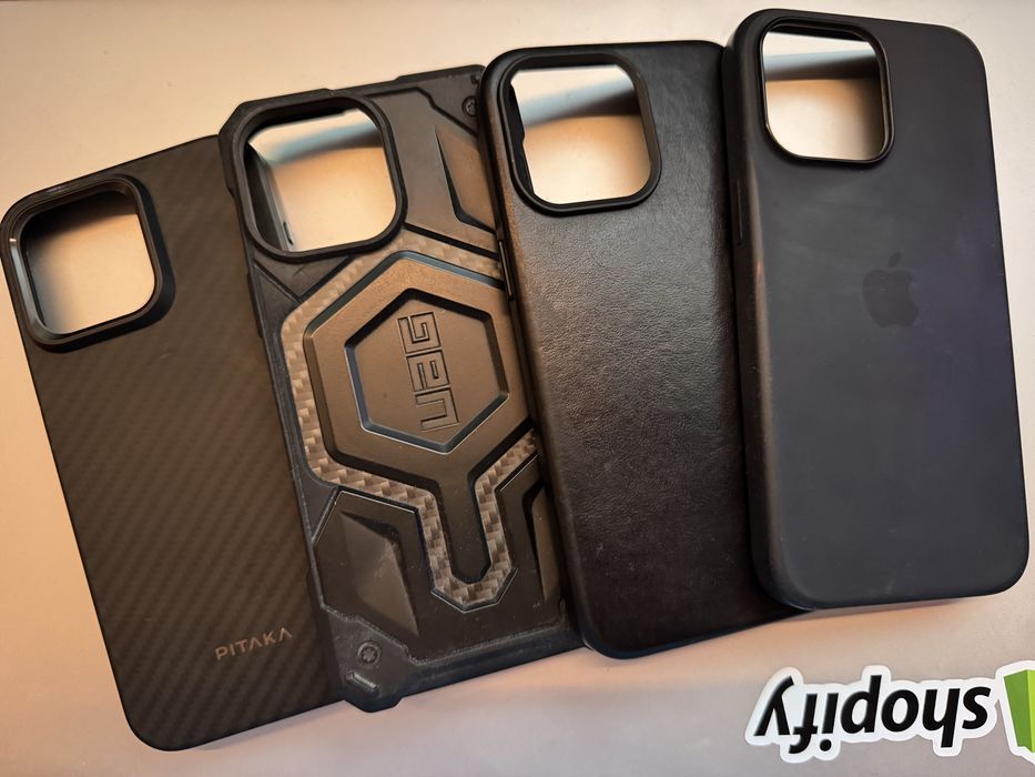 iPhone 15 Pro Max кейсове