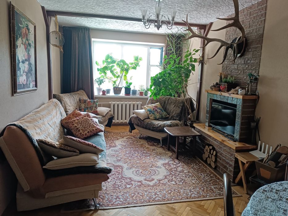 Продается 4х комнатная квартира по ул. Аманжолова, д. 59!