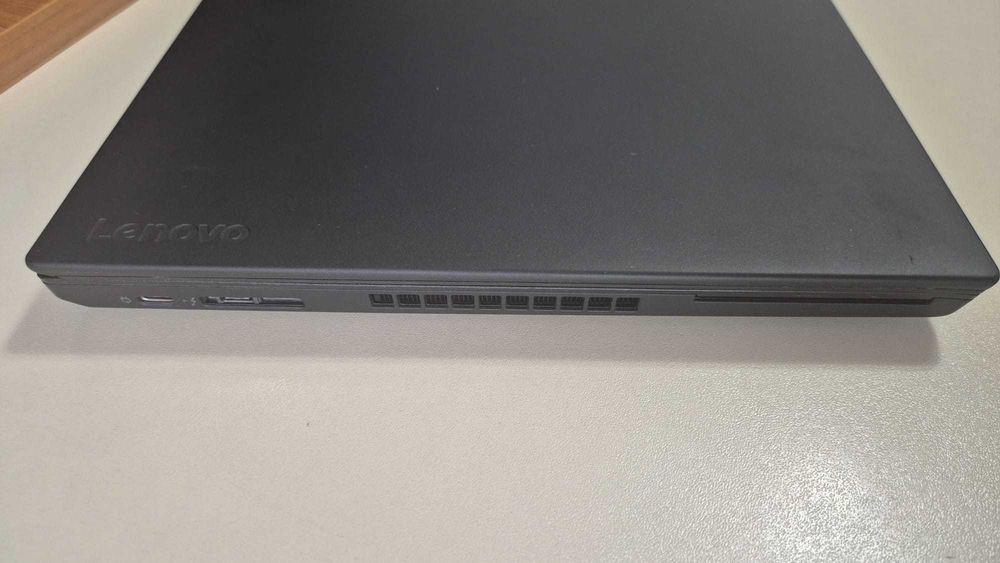 Vand laptop Lenovo T480