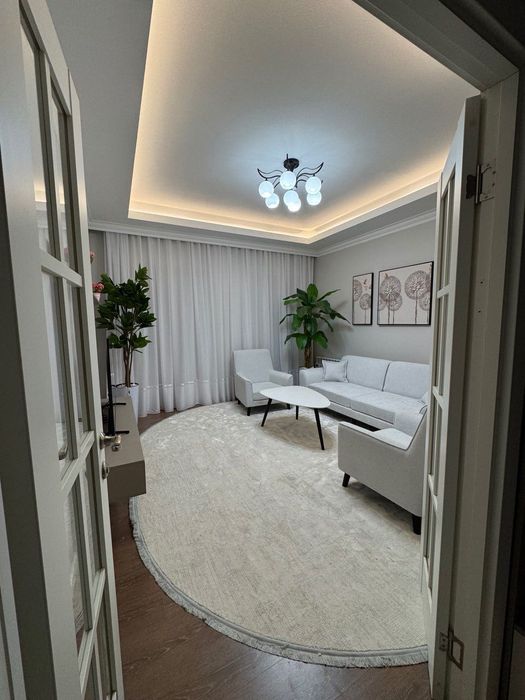 Трех комнатная квартира на Алайском