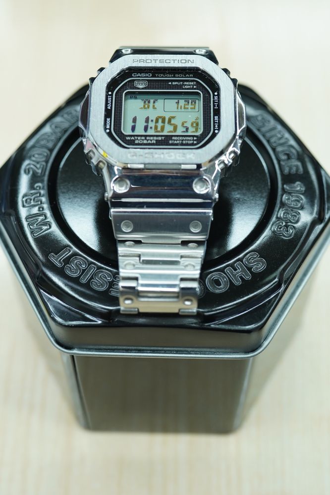 Casio GMW-B5000D-1E