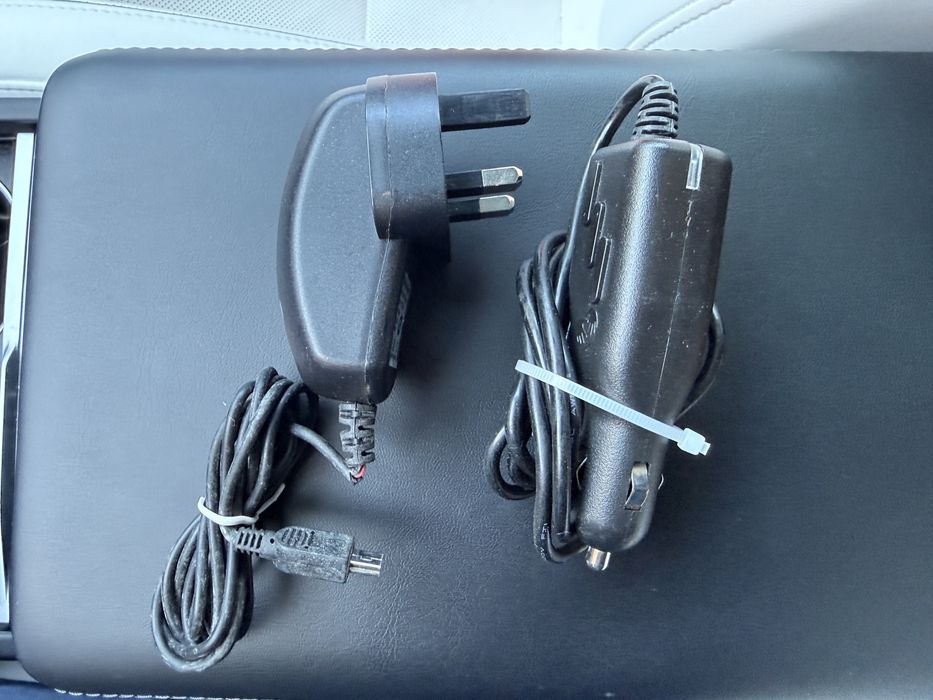 Garmin 64st + зарядни + акумулаторни батерии