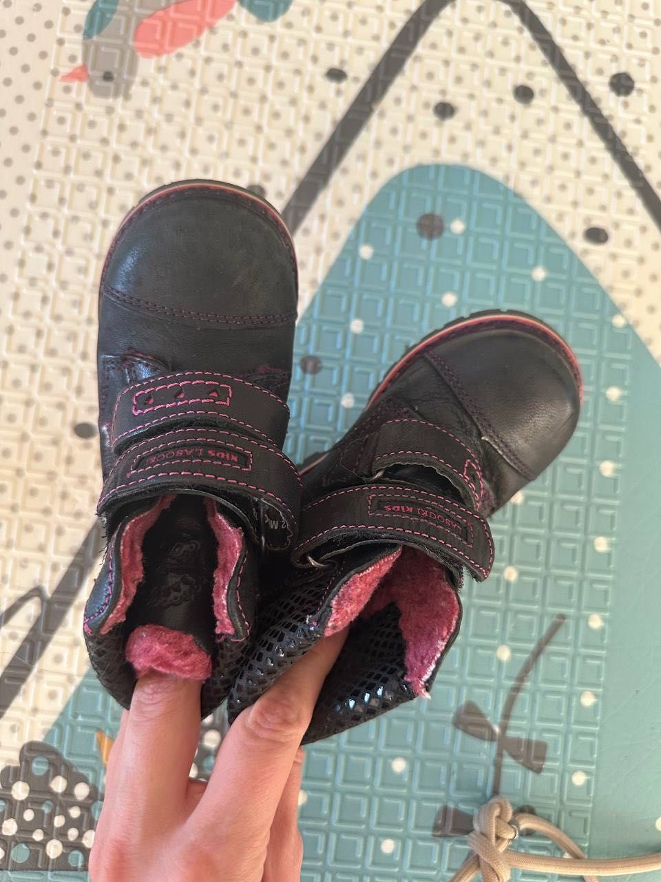 Обувки за момиче next, crocs