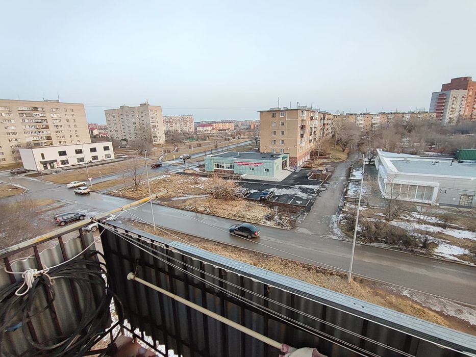 Продам 2 х комн квар. 3 мкр-6 дом- 5  этаж