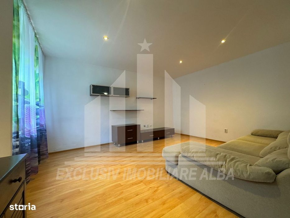 Apartment cu 3 camere cu scara interioara si garaj, Tolstoi