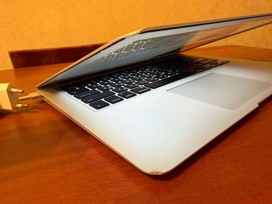 MacBook Air (13-inch, Early 2014)
