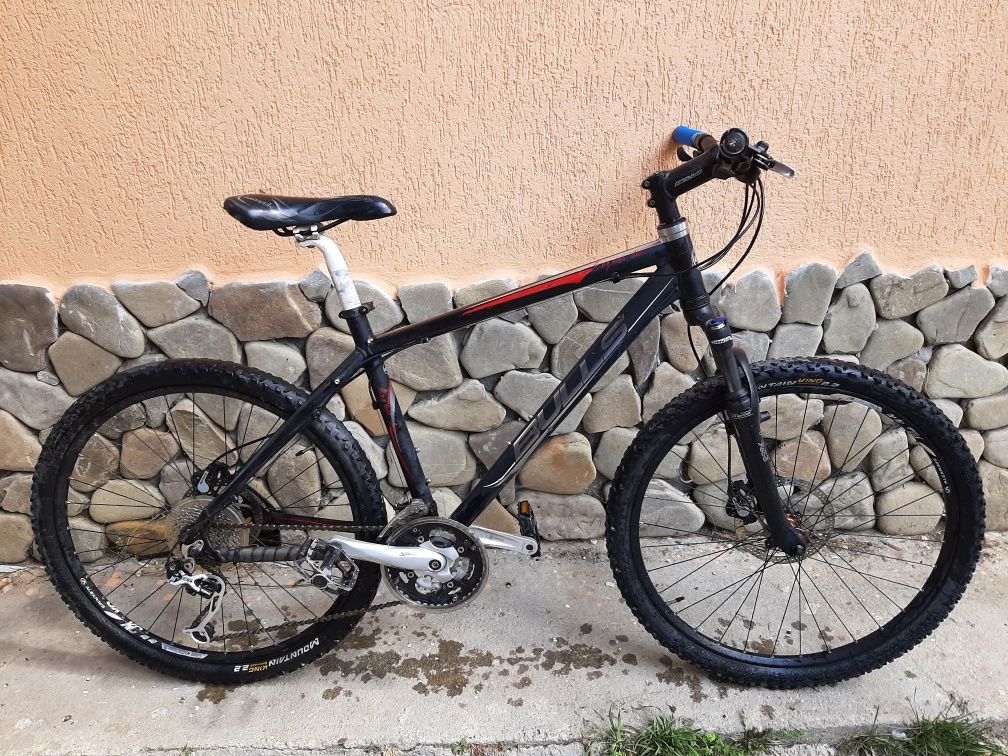 Bicicleta mtb Bulls cu frane hidraulice