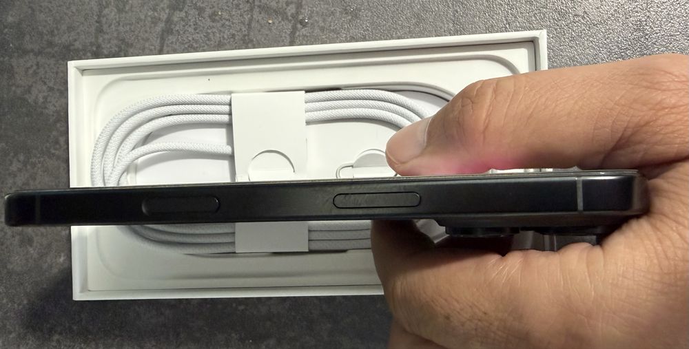 iPhone 16 Pro 512Gb Garantie