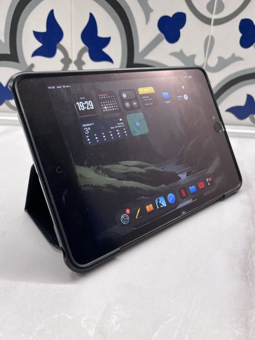 Ipad 5 mini 64 Gb (schimb cu kindle 11/12 paperwhite)