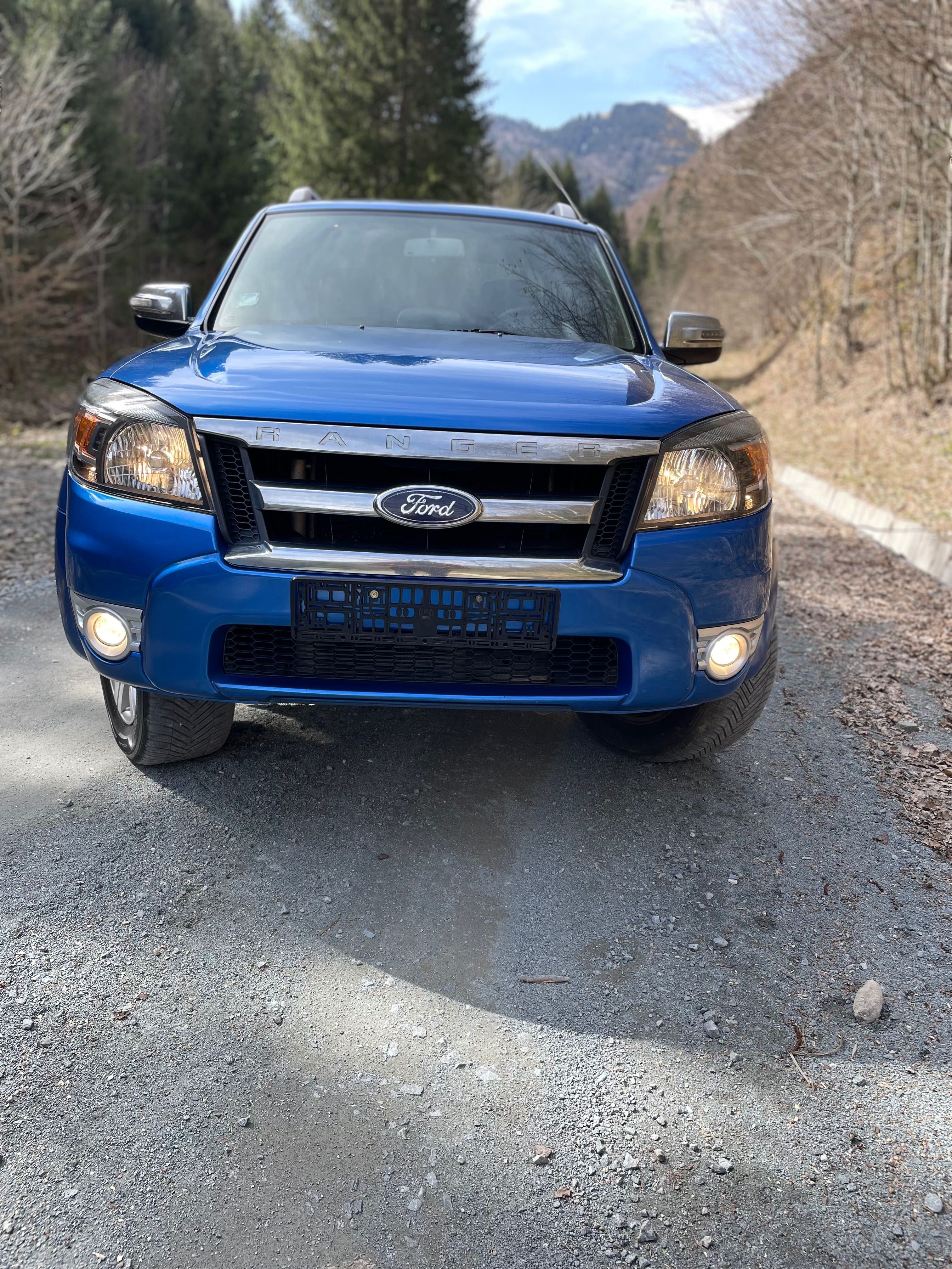 Vând Ford Ranger 2012