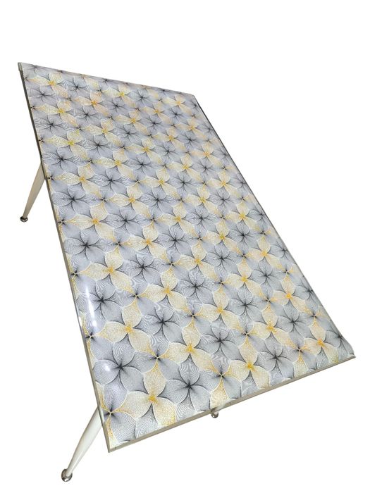 Цветни протектори за маса