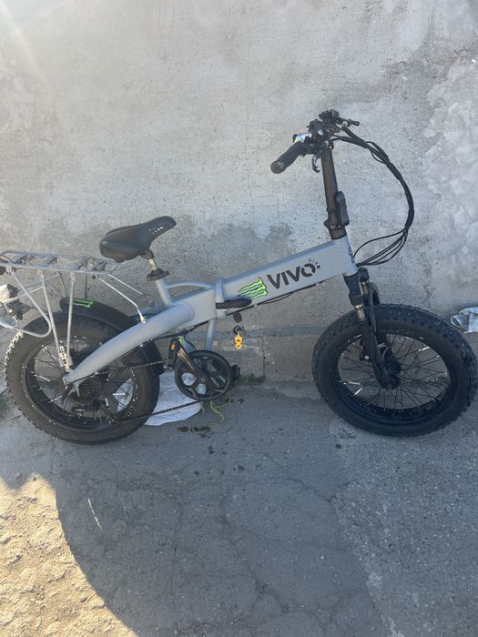 Vind bicicleta eletrica fuctioneaza 10/10 arata de 9