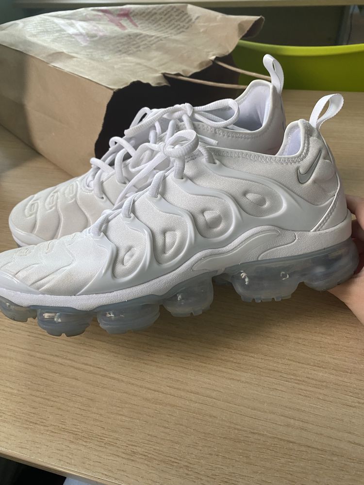 Nike Air VaporMax Plus